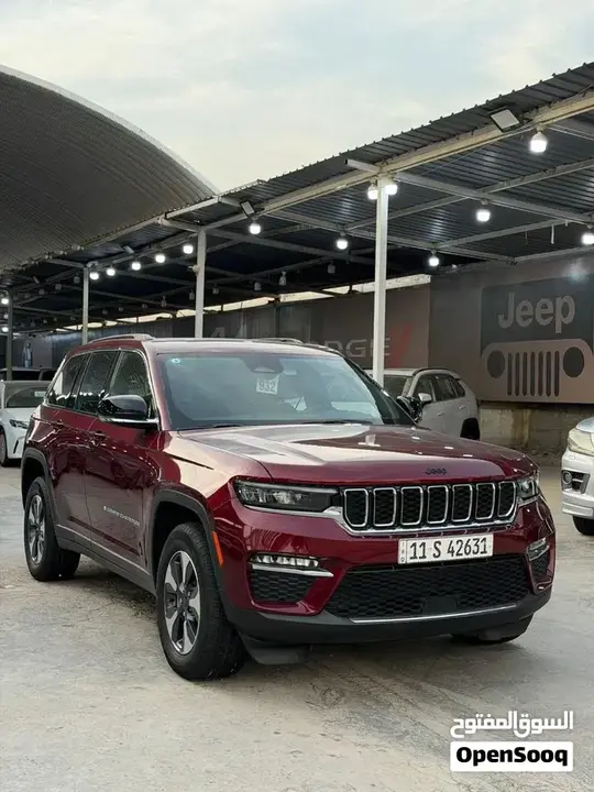 Jeep Grand Cherokee 2024 photo 2