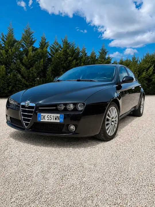 Alfa Romeo 159 2007 photo 2