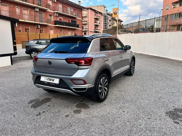 Volkswagen T-Roc 2023 photo 5