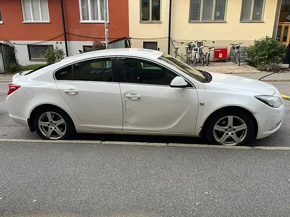 Opel Insignia 2012 photo 3