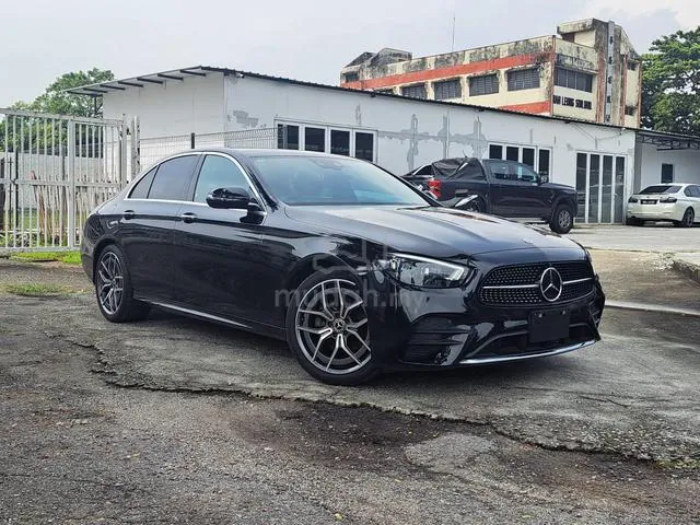 Mercedes-Benz E200