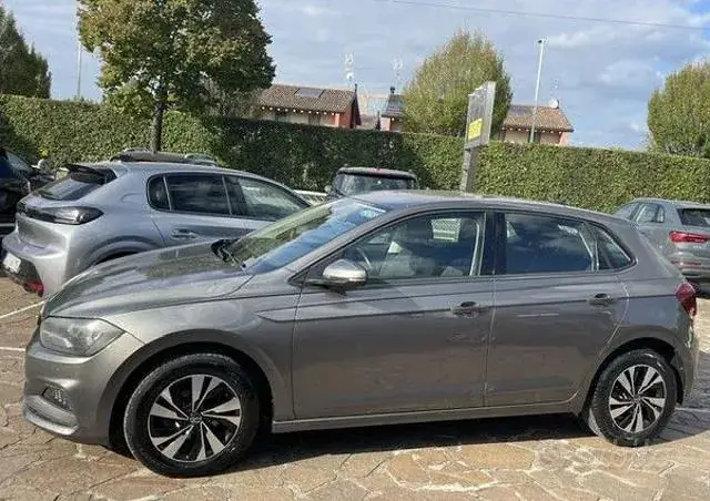 Volkswagen Polo 2021 photo 2