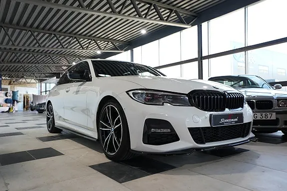 BMW 330I 2019 photo 5