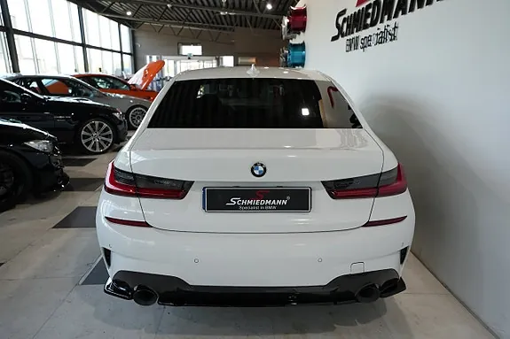 BMW 330I 2019 photo 4