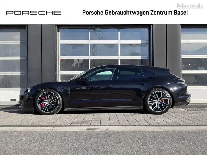 Porsche Taycan 2023 photo 2