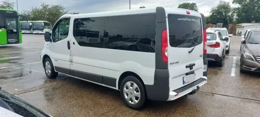 Renault Trafic 2013 photo 3