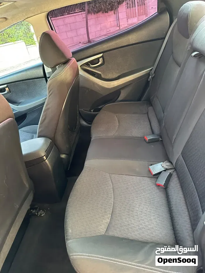 Hyundai Elantra 2018 photo 4