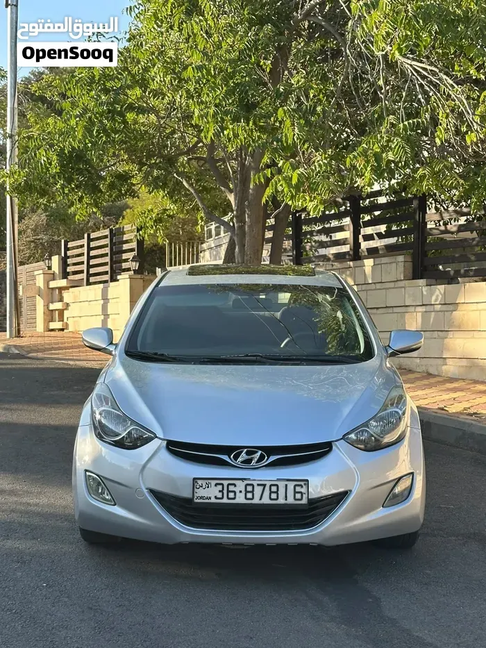 Hyundai Elantra 2018 photo 2