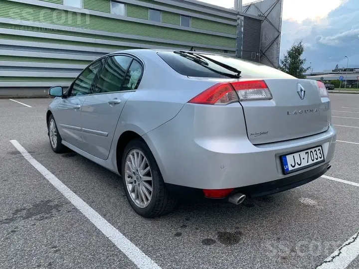 Renault Laguna 2007 photo 2