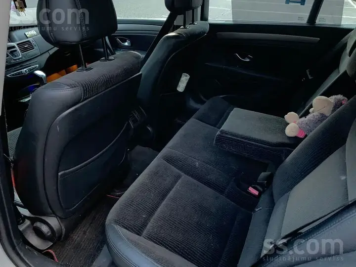 Renault Laguna 2007 photo 3