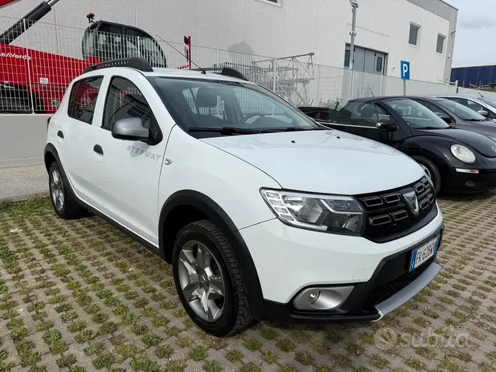 Dacia Sandero 2017 photo 2