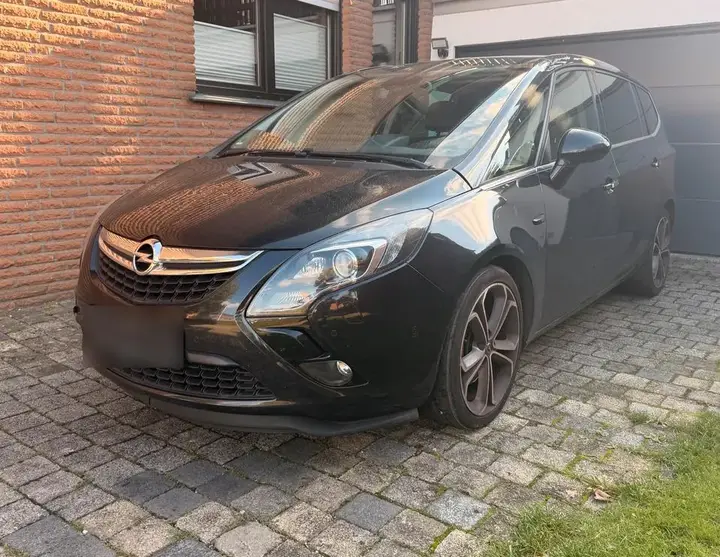 Opel Zafira Tourer