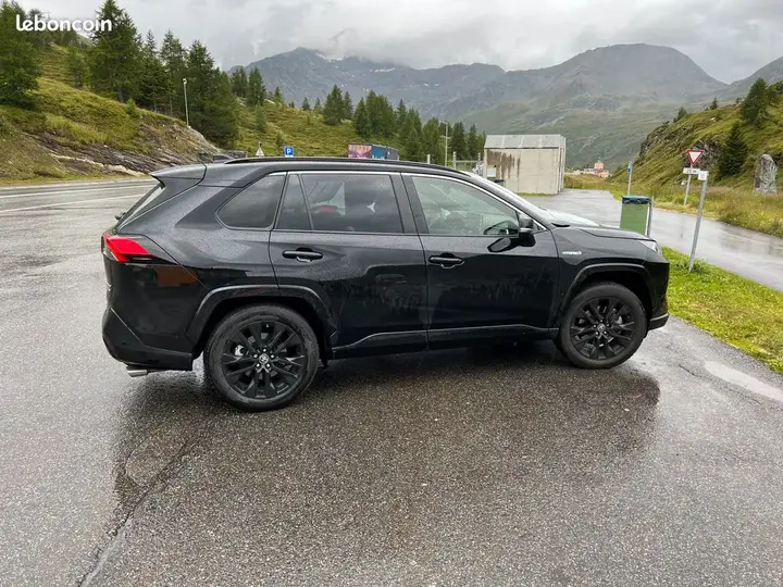 Toyota Rav4 2022 photo 2