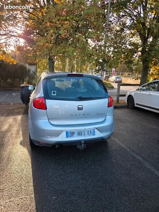 Seat Altea 2011 photo 2