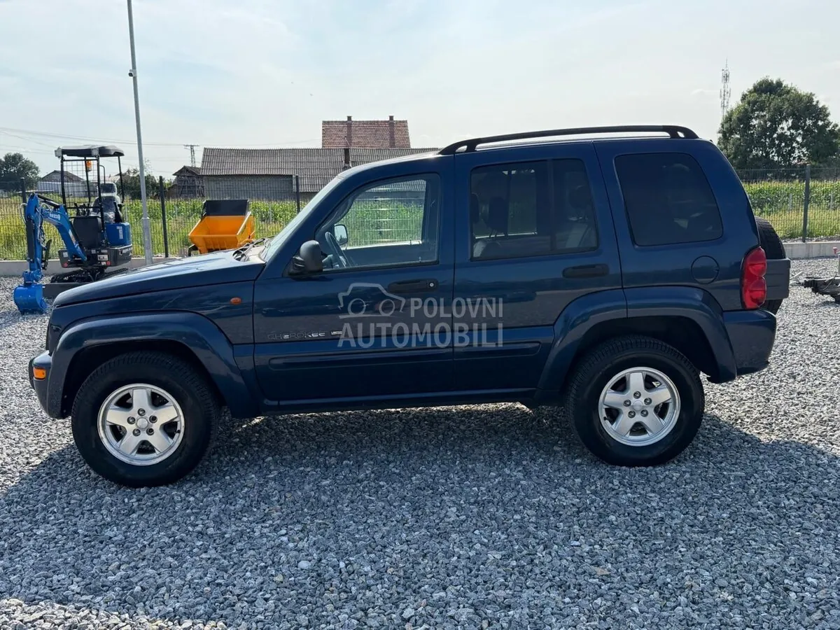 Jeep Liberty 2002 photo 4