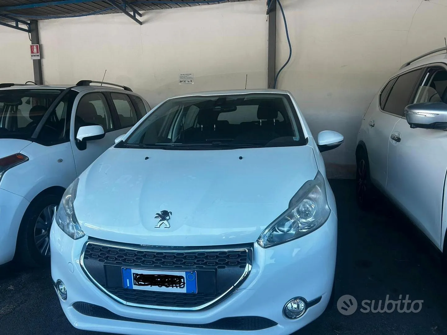 Peugeot 208 2013 photo 2