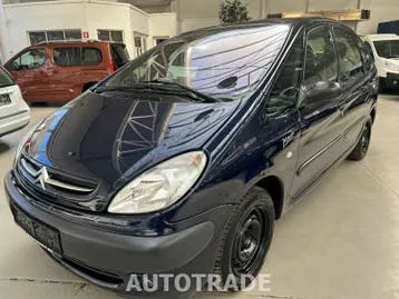 Citroen Xsara Picasso 2003 photo 2