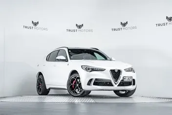 Alfa Romeo Stelvio 2020 photo 2