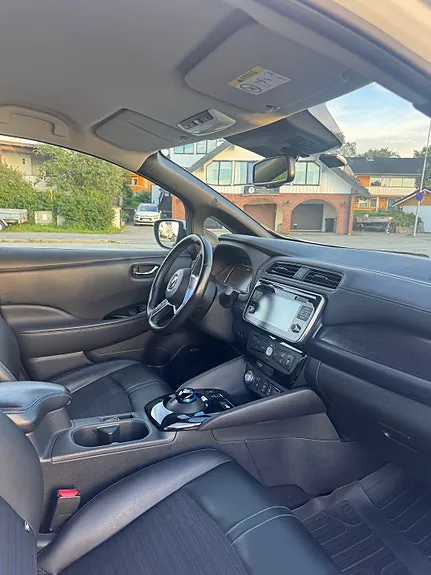 Nissan Leaf 2018 photo 5