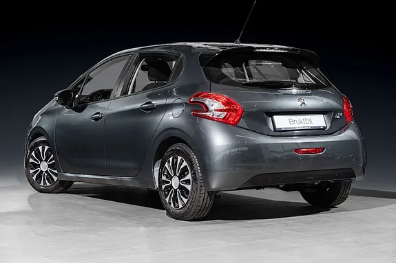 Peugeot 208 2012 photo 5