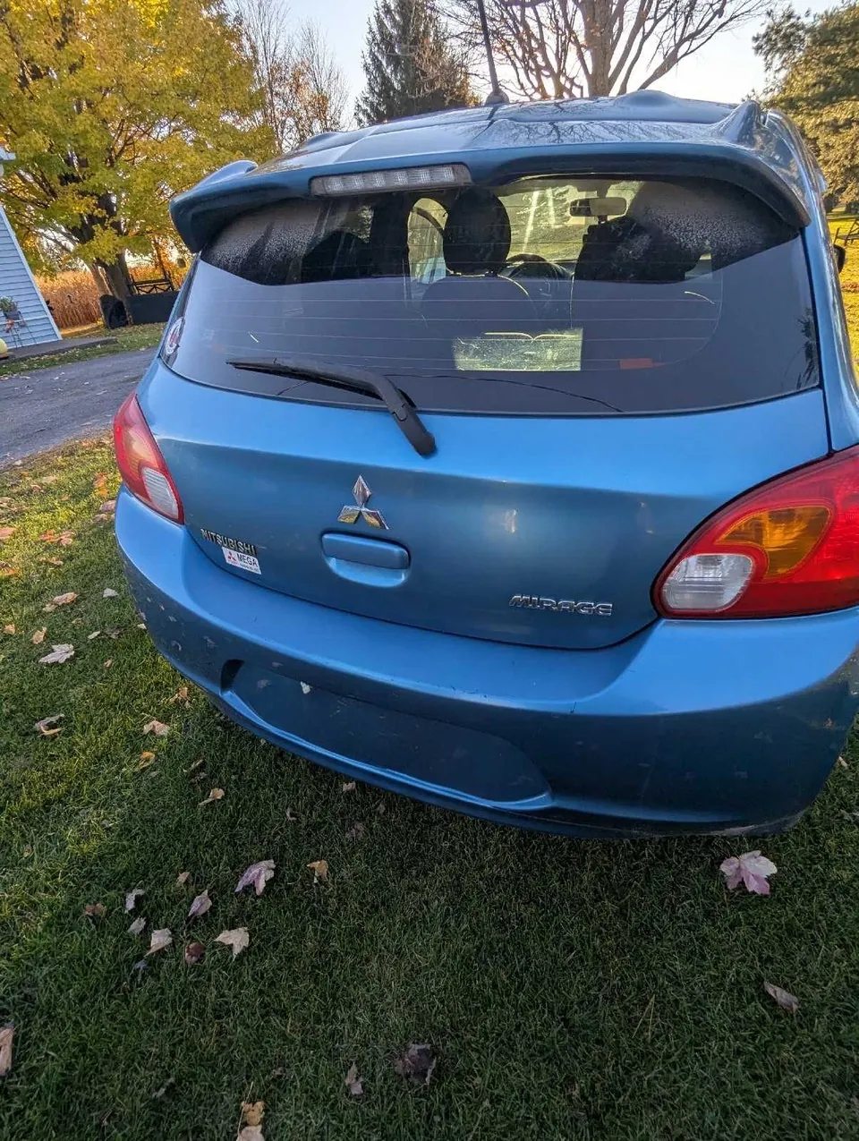 Mitsubishi Mirage 2015 photo 2