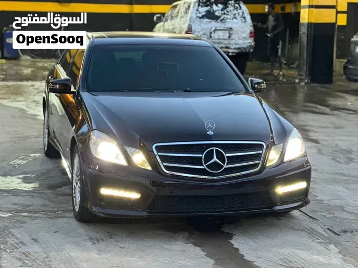 Mercedes-Benz E 300