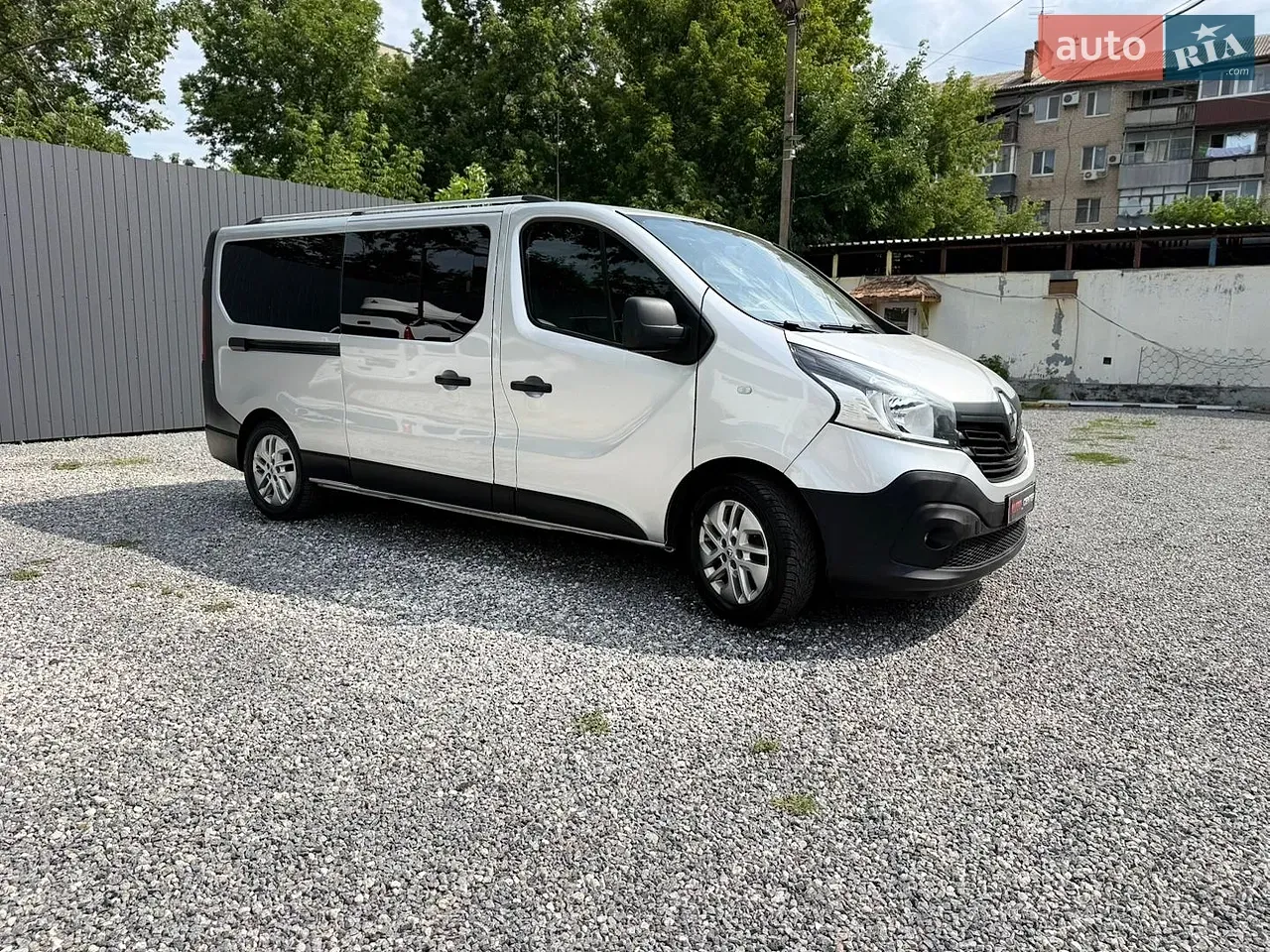 Renault Trafic 2018 photo 4