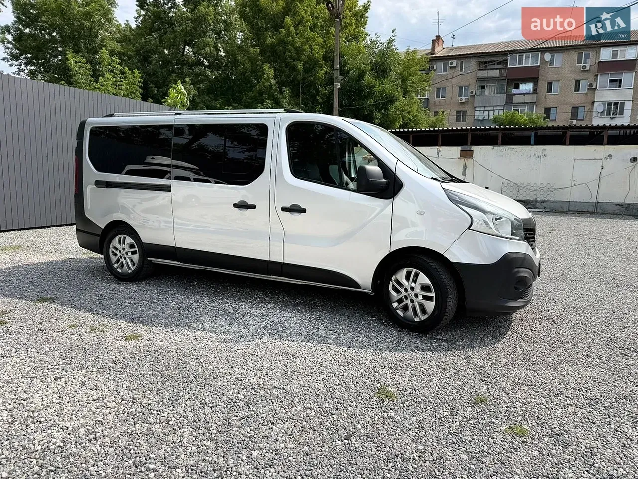 Renault Trafic 2018 photo 5