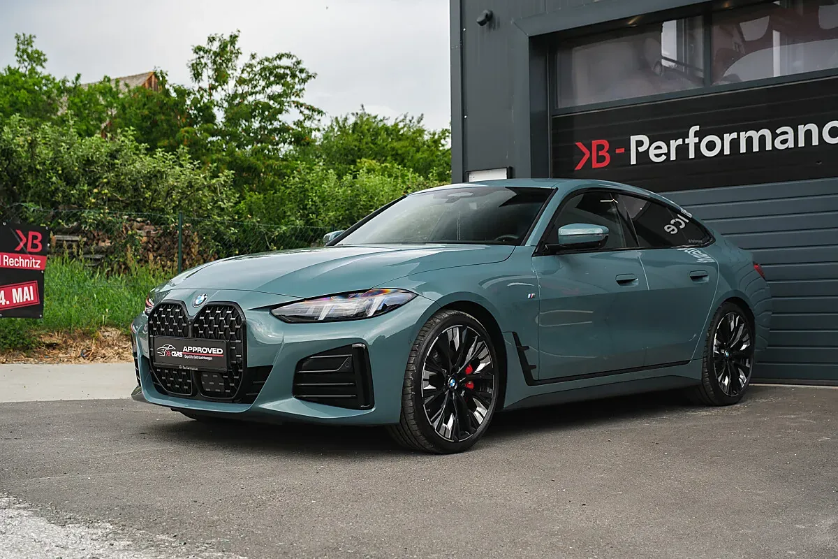 BMW 4 Series 2025 photo 3