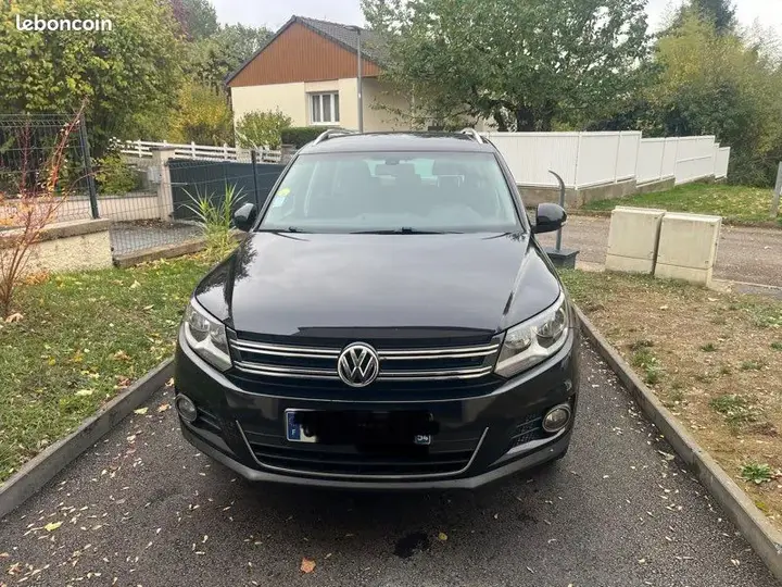 Volkswagen Tiguan 2012 photo 2