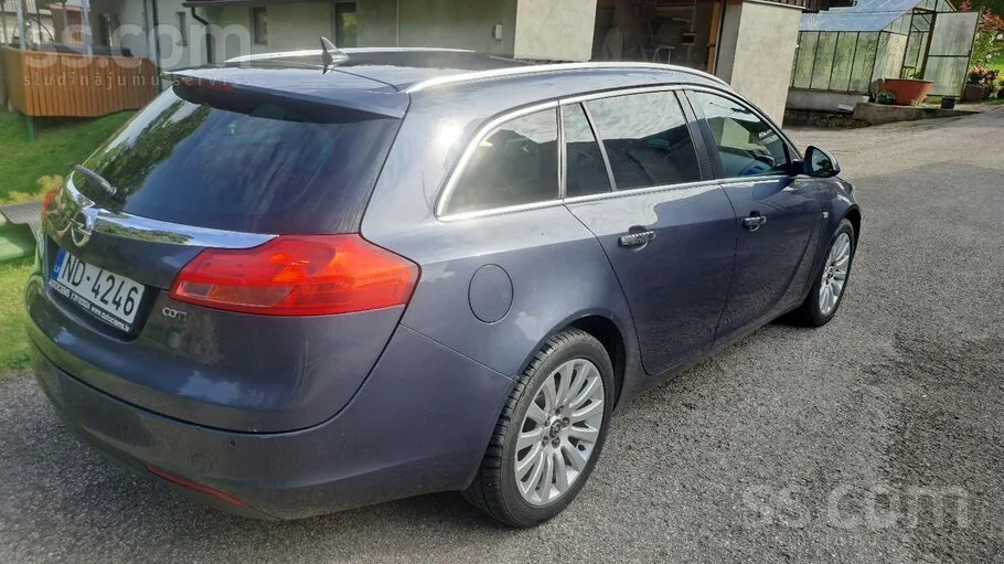 Opel Insignia 2010 photo 2