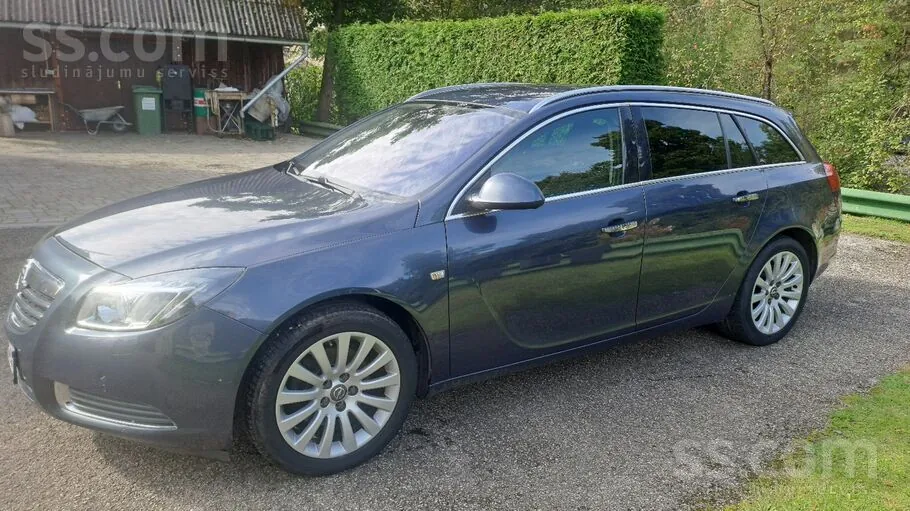 Opel Insignia 2010 photo 3