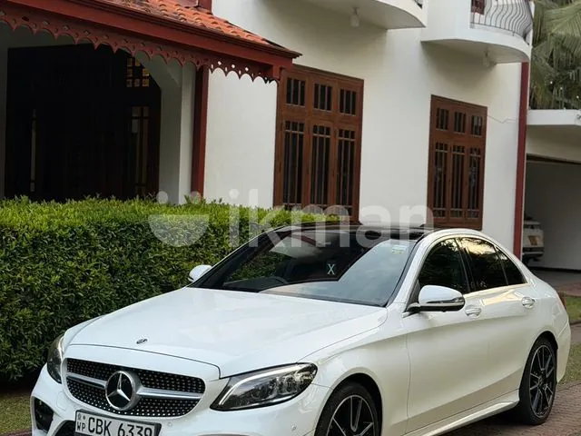 Mercedes-Benz C200 2019 photo 2