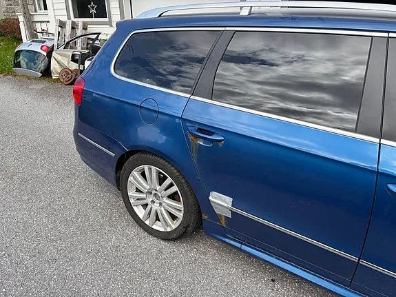 Volkswagen Passat 2010 photo 5