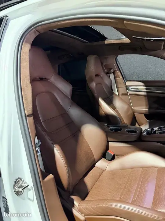 Porsche Panamera 2019 photo 4