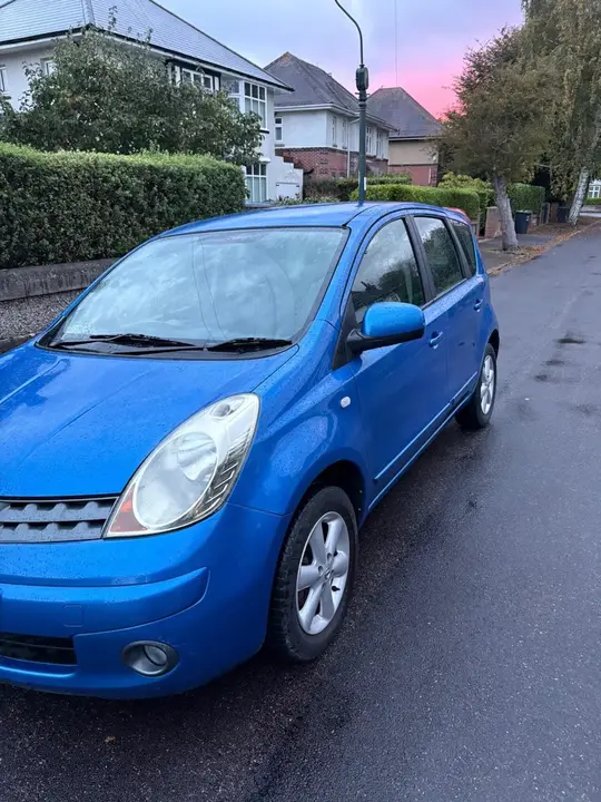 Nissan Note 2008 photo 2