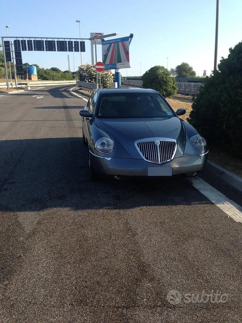 Lancia Thesis