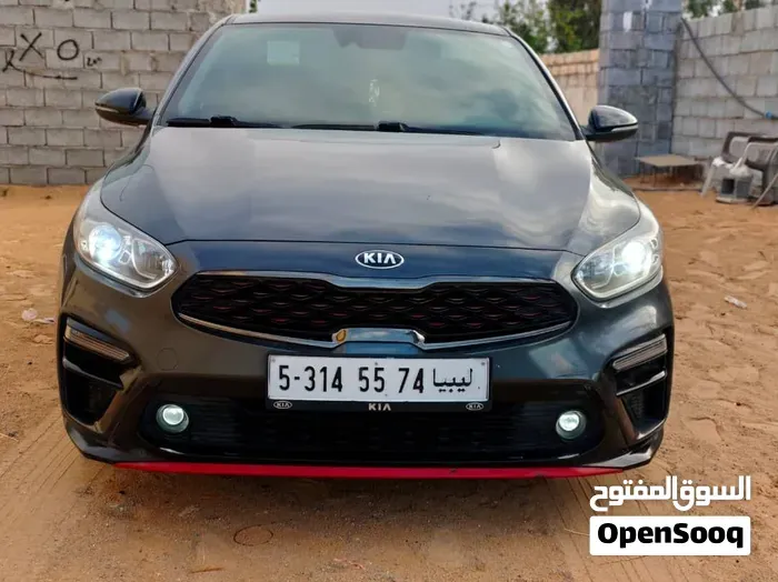 Kia Forte 2021 photo 2