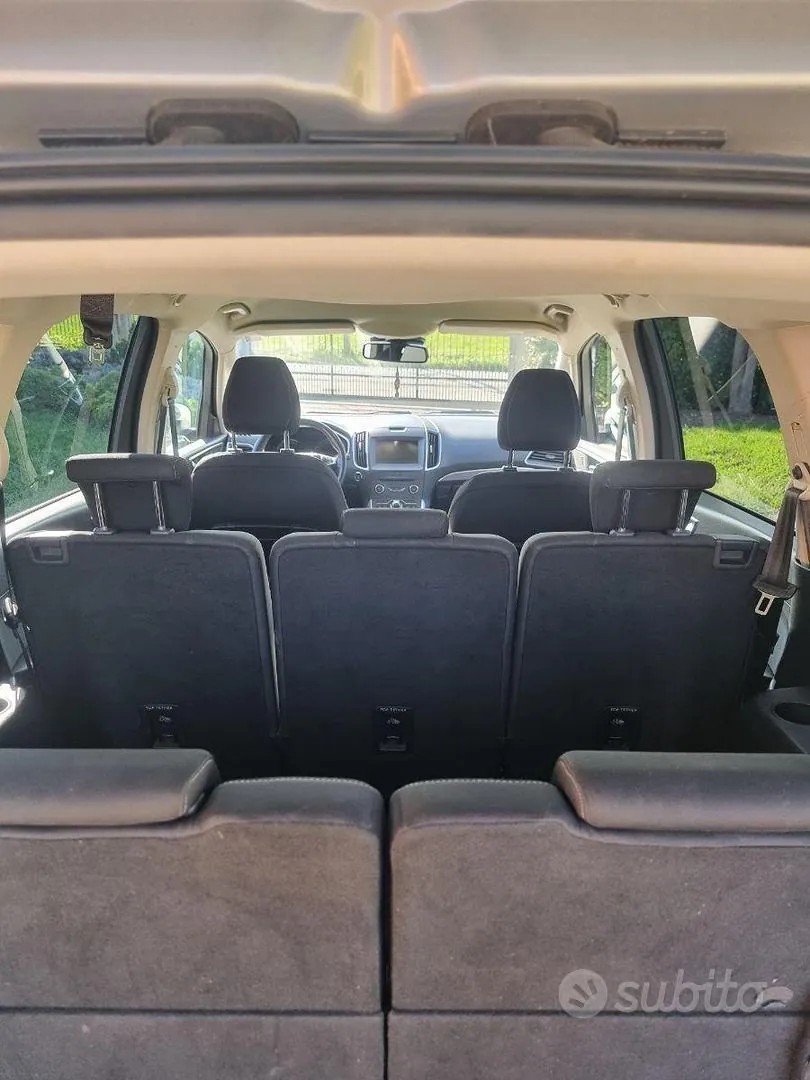 Ford Galaxy 2017 photo 4