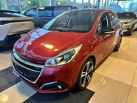 Peugeot 208 2017 photo 2