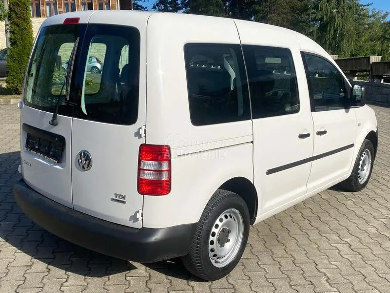 Volkswagen Caddy 2013 photo 5