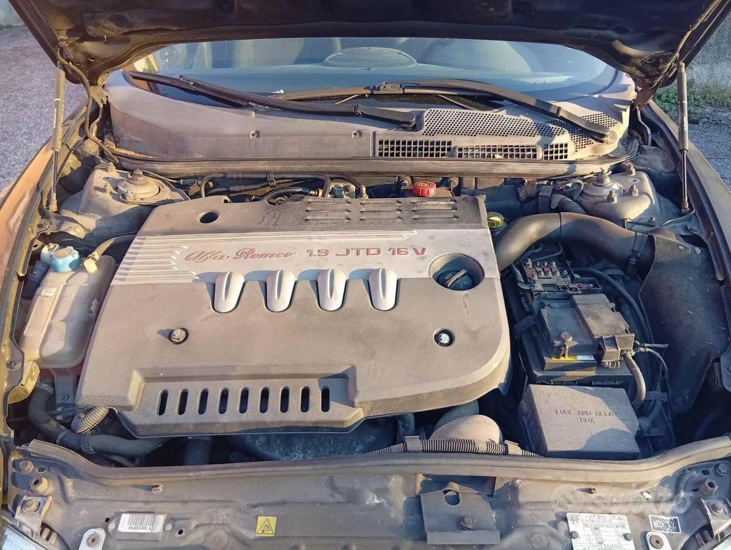 Alfa Romeo 147 2003 photo 5