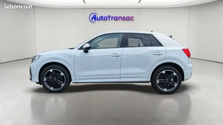 Audi Q2 2021 photo 2
