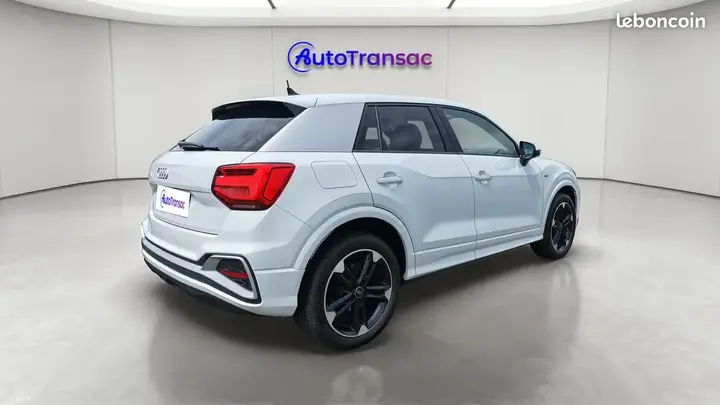 Audi Q2 2021 photo 5