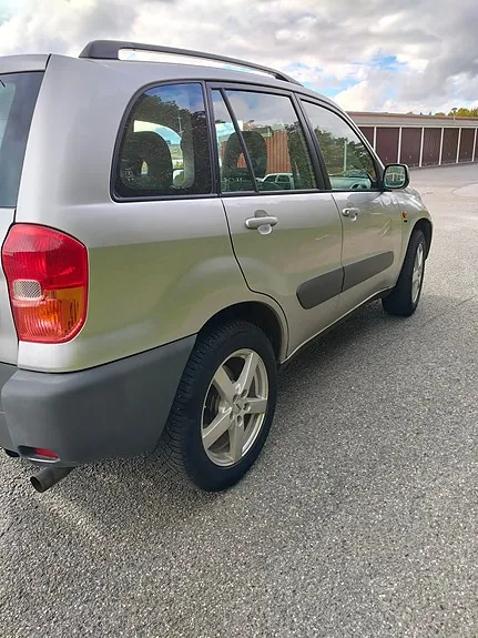 Toyota Rav4 2002 photo 4
