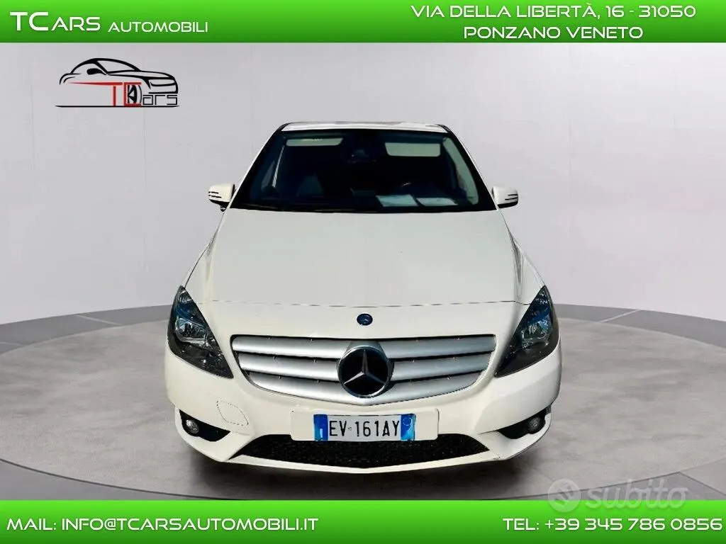 Mercedes-Benz Classe B180 2014 photo 2