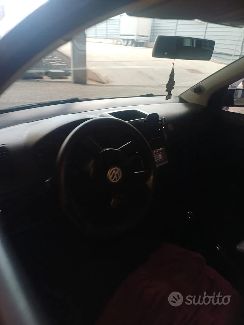 Volkswagen Polo 2009 photo 4