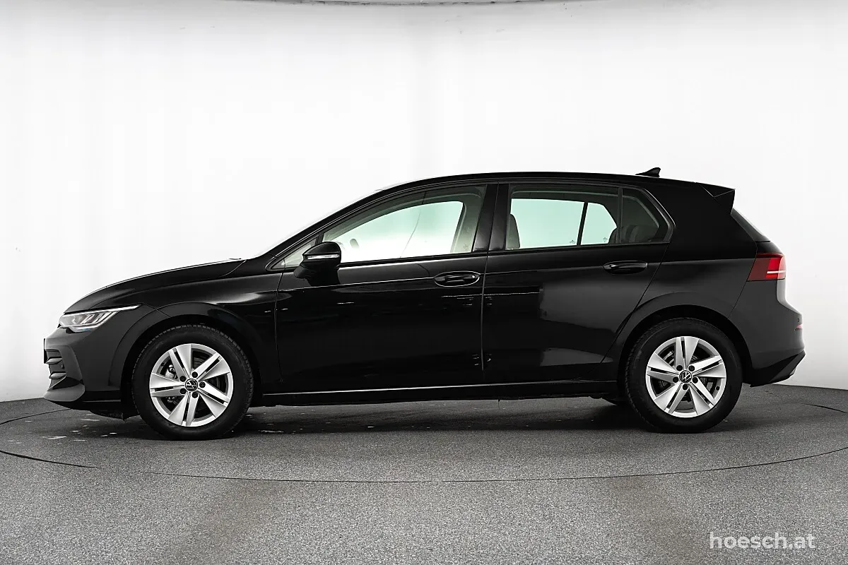 Volkswagen Golf 2025 photo 3