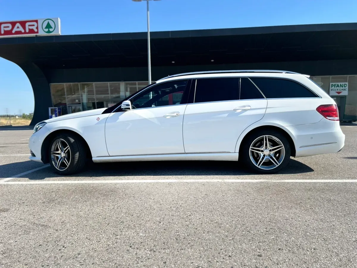 Mercedes-Benz E-Class 2014 photo 2