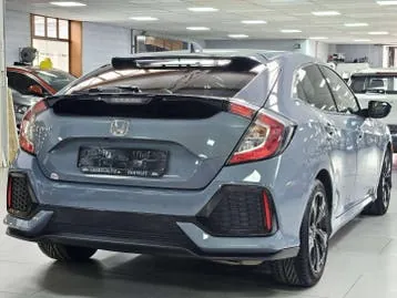 Honda Civic 2017 photo 2